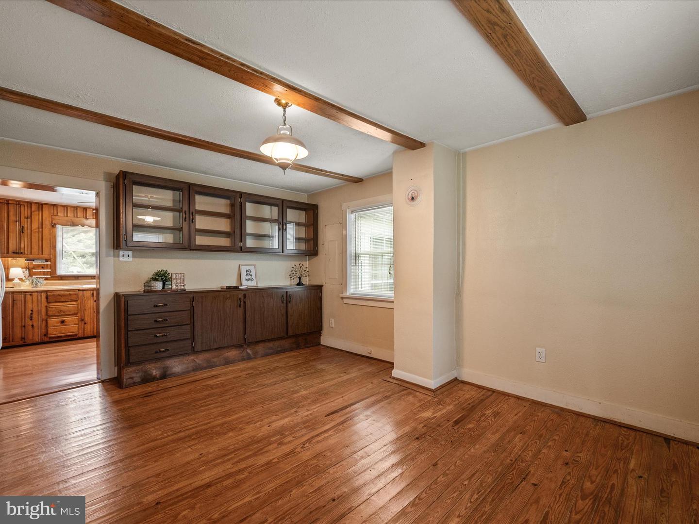2050 CRUMS CHURCH RD, BERRYVILLE, Virginia 22611, 3 Bedrooms Bedrooms, ,2 BathroomsBathrooms,Residential,For sale,2050 CRUMS CHURCH RD,VACL2005982 MLS # VACL2005982