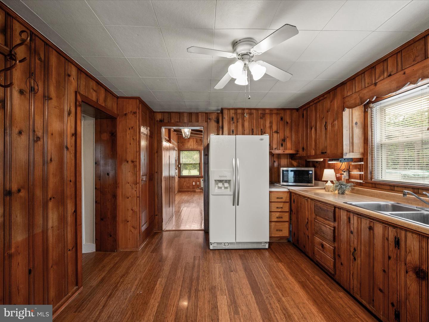2050 CRUMS CHURCH RD, BERRYVILLE, Virginia 22611, 3 Bedrooms Bedrooms, ,2 BathroomsBathrooms,Residential,For sale,2050 CRUMS CHURCH RD,VACL2005982 MLS # VACL2005982