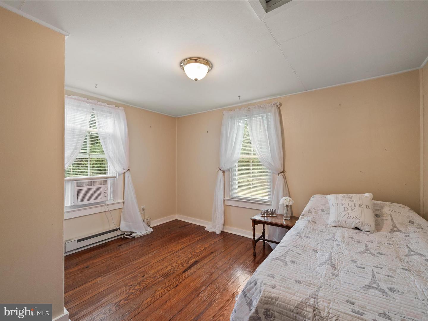 2050 CRUMS CHURCH RD, BERRYVILLE, Virginia 22611, 3 Bedrooms Bedrooms, ,2 BathroomsBathrooms,Residential,For sale,2050 CRUMS CHURCH RD,VACL2005982 MLS # VACL2005982