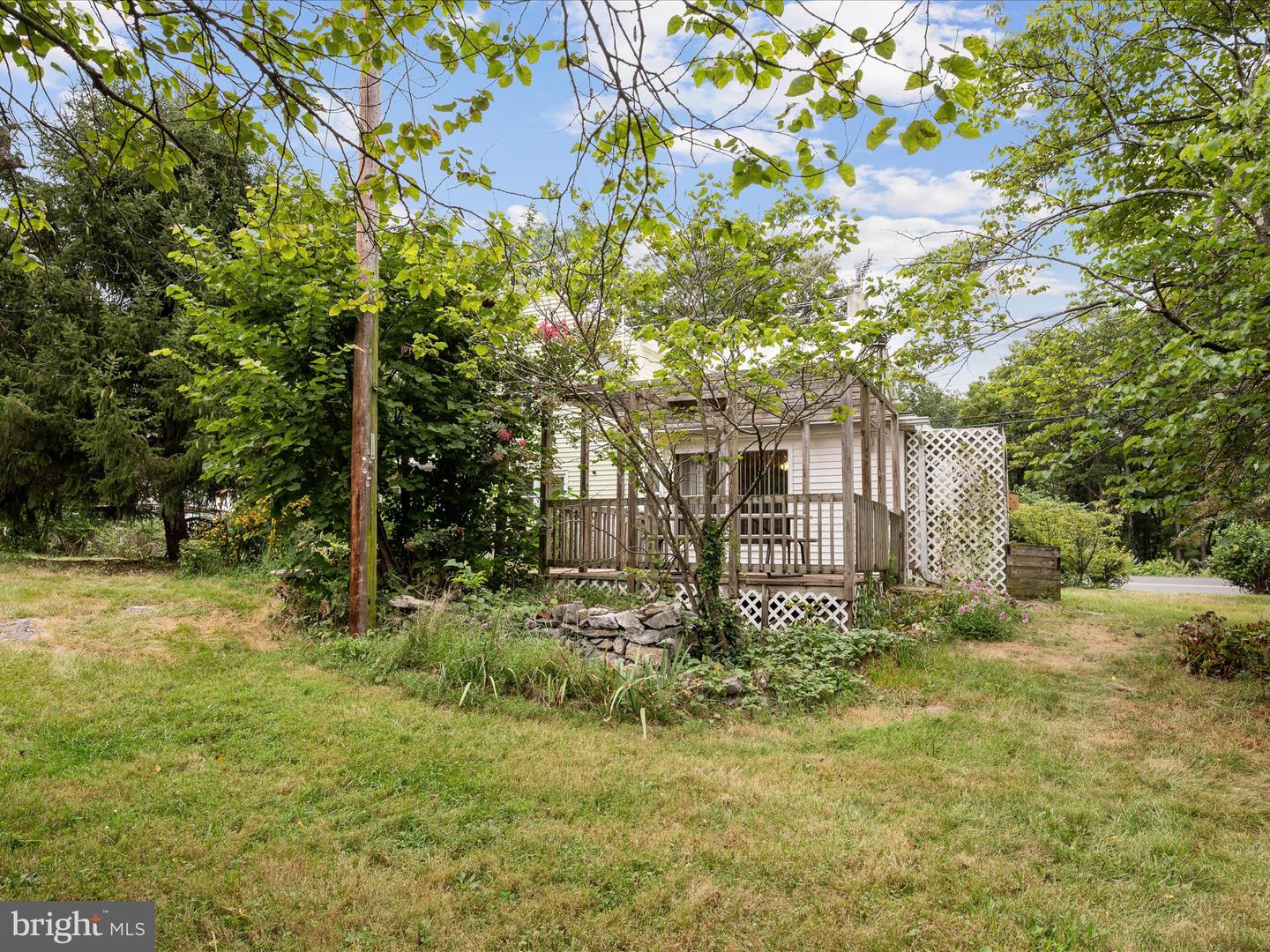 2050 CRUMS CHURCH RD, BERRYVILLE, Virginia 22611, 3 Bedrooms Bedrooms, ,2 BathroomsBathrooms,Residential,For sale,2050 CRUMS CHURCH RD,VACL2005982 MLS # VACL2005982