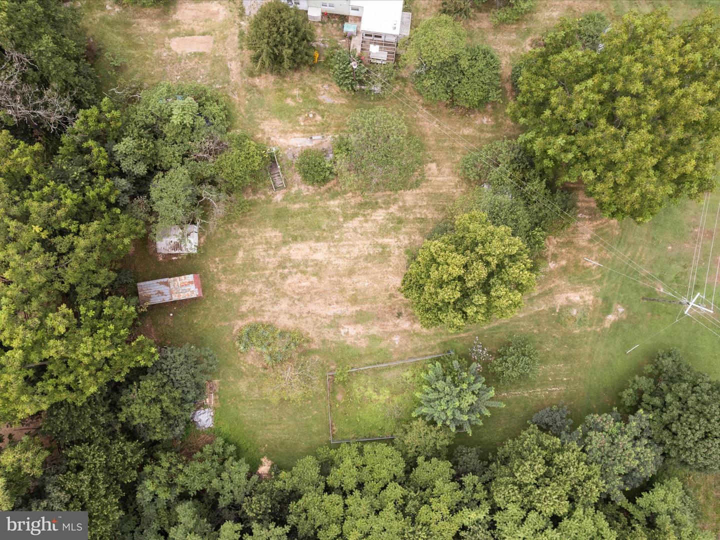 2050 CRUMS CHURCH RD, BERRYVILLE, Virginia 22611, 3 Bedrooms Bedrooms, ,2 BathroomsBathrooms,Residential,For sale,2050 CRUMS CHURCH RD,VACL2005982 MLS # VACL2005982