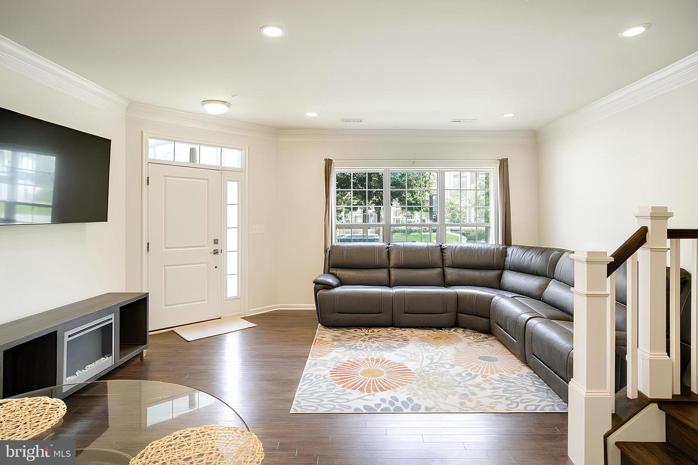 23475 BELVOIR WOODS TER, ASHBURN, Virginia 20148, 3 Bedrooms Bedrooms, ,2 BathroomsBathrooms,Residential,For sale,23475 BELVOIR WOODS TER,VALO2104902 MLS # VALO2104902