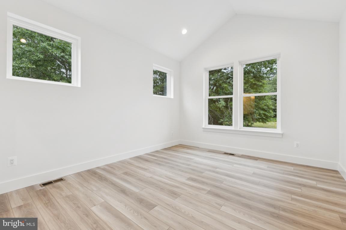 14057 BERRY HILL RD, ELKWOOD, Virginia 22718, 3 Bedrooms Bedrooms, 7 Rooms Rooms,2 BathroomsBathrooms,Residential,For sale,14057 BERRY HILL RD,VACU2011364 MLS # VACU2011364