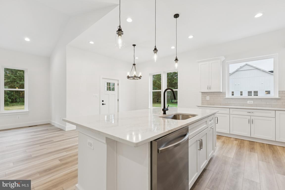 14057 BERRY HILL RD, ELKWOOD, Virginia 22718, 3 Bedrooms Bedrooms, 7 Rooms Rooms,2 BathroomsBathrooms,Residential,For sale,14057 BERRY HILL RD,VACU2011364 MLS # VACU2011364