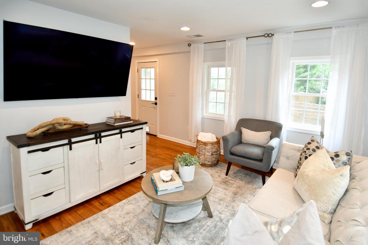 409 WINGATE PL SW, LEESBURG, Virginia 20175, 3 Bedrooms Bedrooms, ,2 BathroomsBathrooms,Residential,For sale,409 WINGATE PL SW,VALO2104918 MLS # VALO2104918