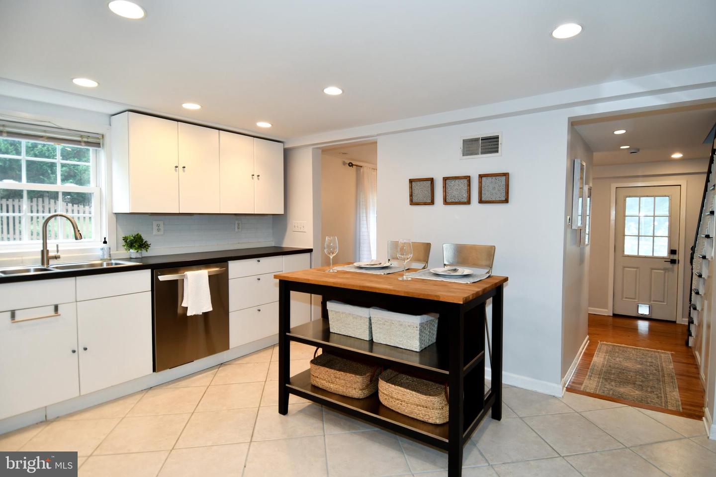 409 WINGATE PL SW, LEESBURG, Virginia 20175, 3 Bedrooms Bedrooms, ,2 BathroomsBathrooms,Residential,For sale,409 WINGATE PL SW,VALO2104918 MLS # VALO2104918