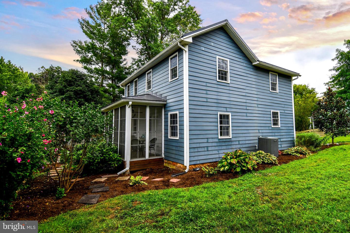 409 WINGATE PL SW, LEESBURG, Virginia 20175, 3 Bedrooms Bedrooms, ,2 BathroomsBathrooms,Residential,For sale,409 WINGATE PL SW,VALO2104918 MLS # VALO2104918