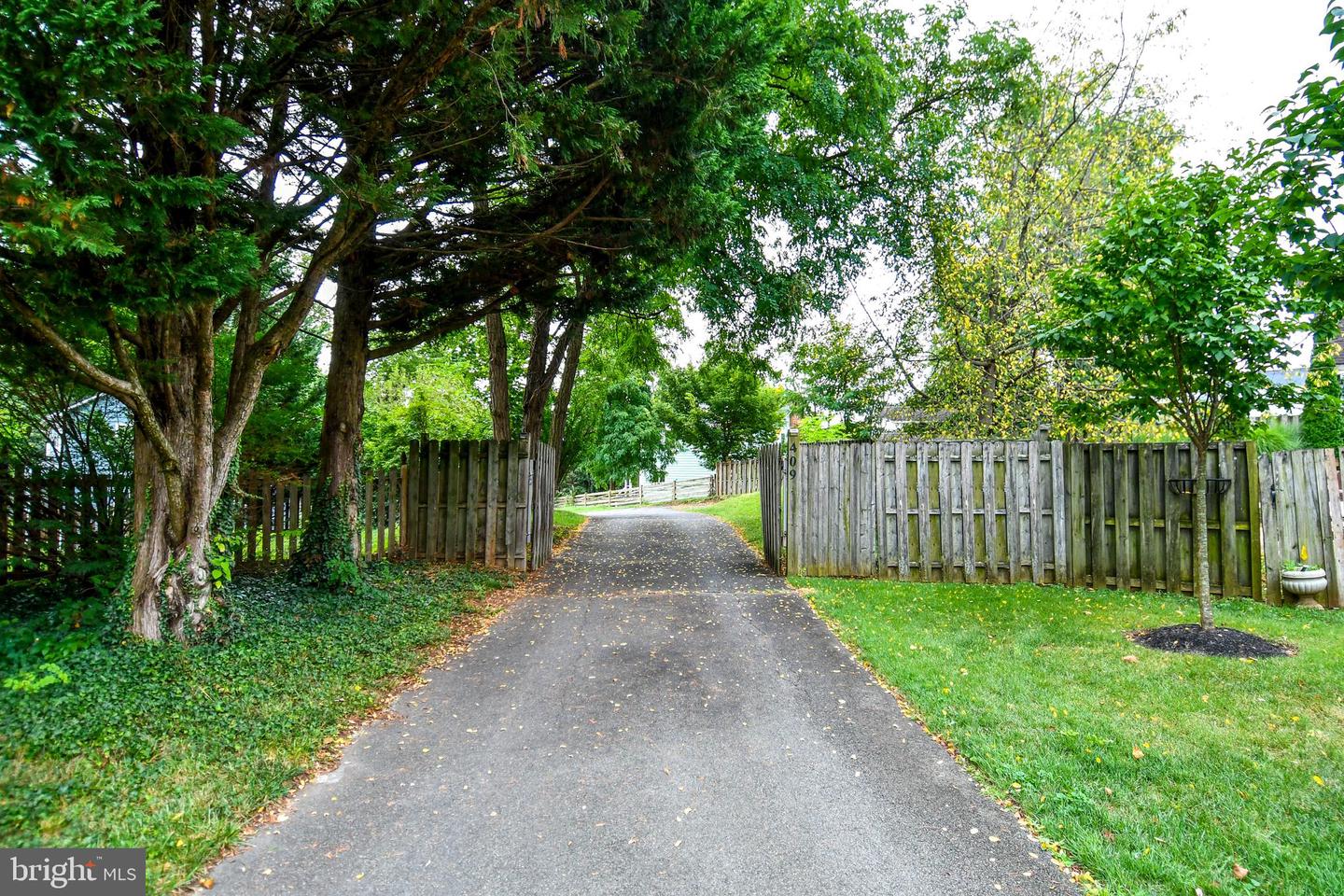 409 WINGATE PL SW, LEESBURG, Virginia 20175, 3 Bedrooms Bedrooms, ,2 BathroomsBathrooms,Residential,For sale,409 WINGATE PL SW,VALO2104918 MLS # VALO2104918