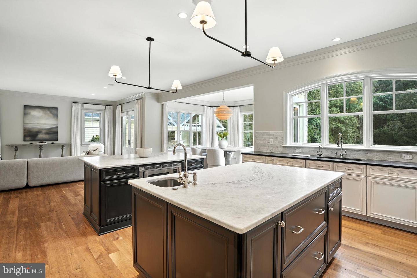 10603 CREAMCUP LN, GREAT FALLS, Virginia 22066, 5 Bedrooms Bedrooms, ,5 BathroomsBathrooms,Residential,For sale,10603 CREAMCUP LN,VAFX2262280 MLS # VAFX2262280