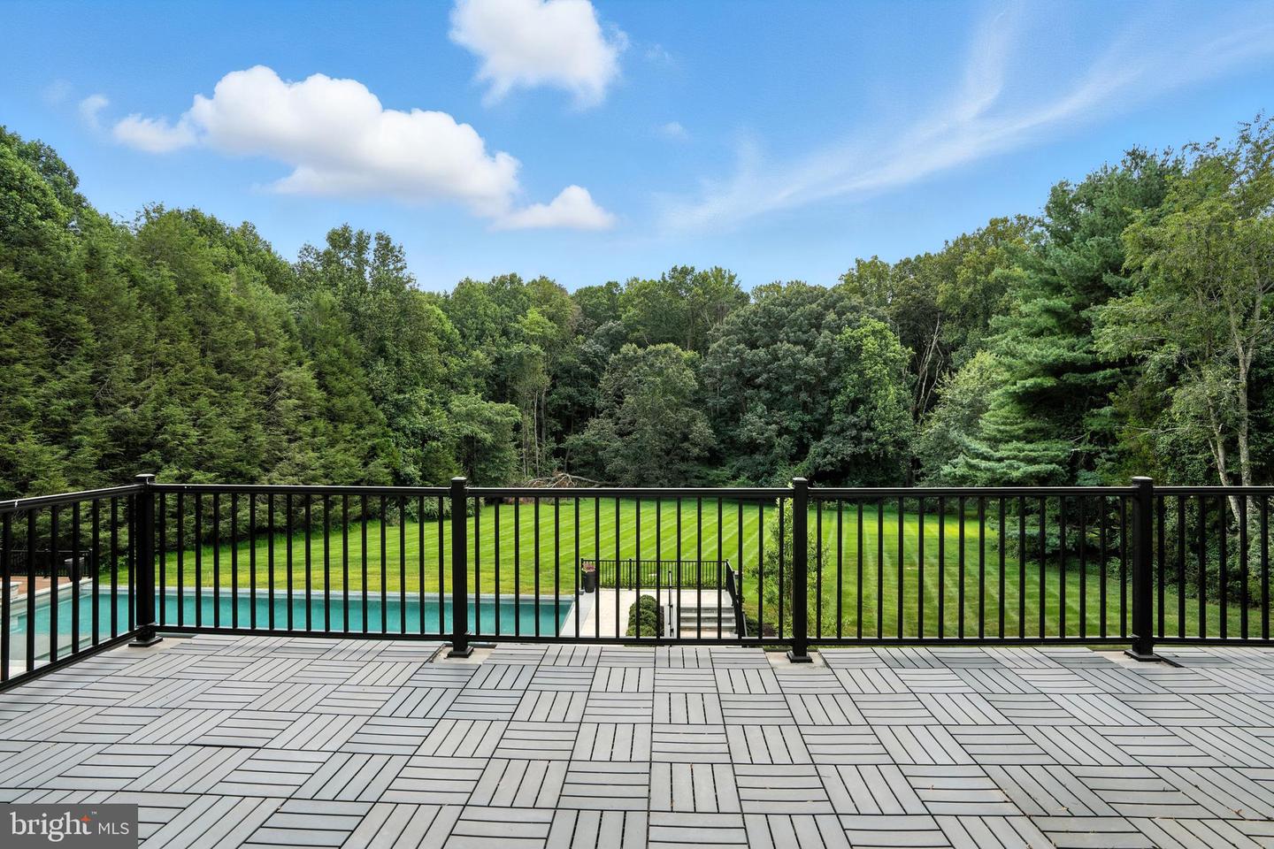 10603 CREAMCUP LN, GREAT FALLS, Virginia 22066, 5 Bedrooms Bedrooms, ,5 BathroomsBathrooms,Residential,For sale,10603 CREAMCUP LN,VAFX2262280 MLS # VAFX2262280