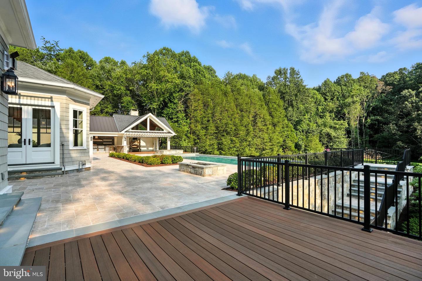 10603 CREAMCUP LN, GREAT FALLS, Virginia 22066, 5 Bedrooms Bedrooms, ,5 BathroomsBathrooms,Residential,For sale,10603 CREAMCUP LN,VAFX2262280 MLS # VAFX2262280
