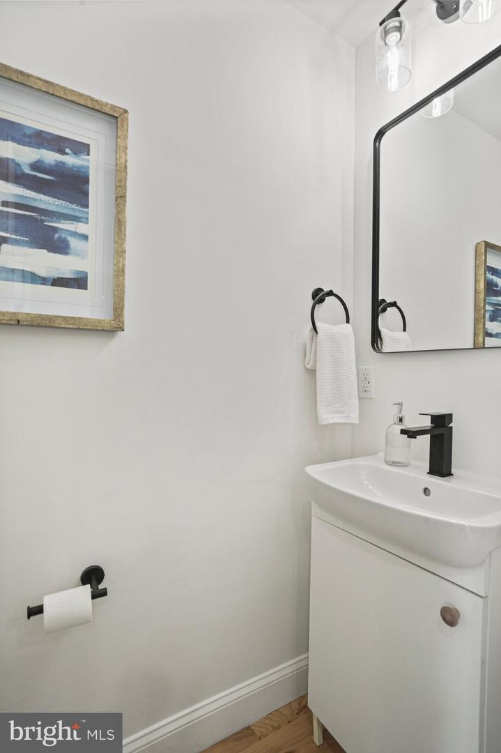 5220 5TH ST NW, WASHINGTON, District Of Columbia 20011, 3 Bedrooms Bedrooms, ,3 BathroomsBathrooms,Residential,For sale,5220 5TH ST NW,DCDC2216000 MLS # DCDC2216000