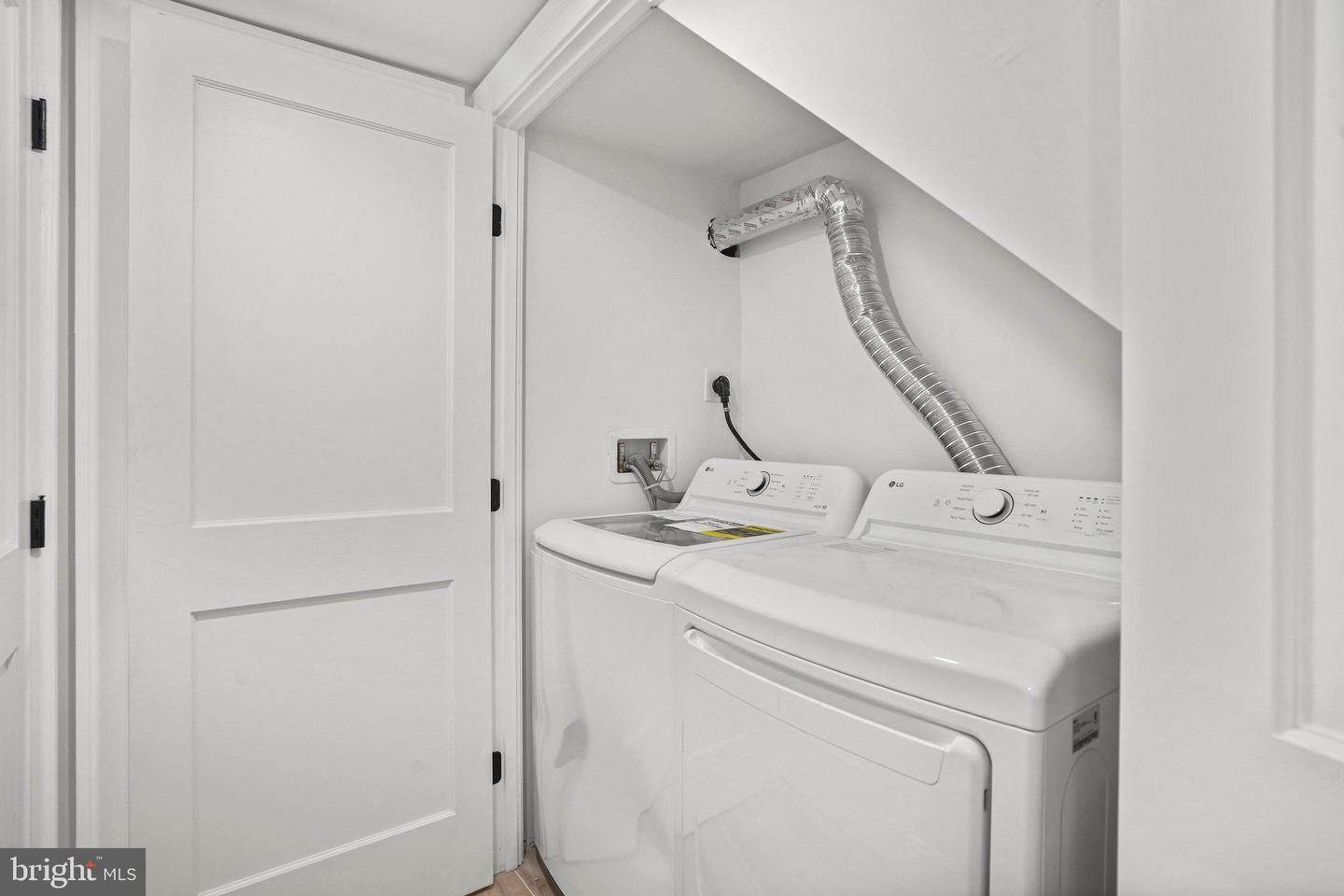 5220 5TH ST NW, WASHINGTON, District Of Columbia 20011, 3 Bedrooms Bedrooms, ,3 BathroomsBathrooms,Residential,For sale,5220 5TH ST NW,DCDC2216000 MLS # DCDC2216000