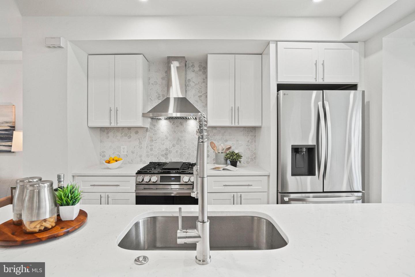 5220 5TH ST NW, WASHINGTON, District Of Columbia 20011, 3 Bedrooms Bedrooms, ,3 BathroomsBathrooms,Residential,For sale,5220 5TH ST NW,DCDC2216000 MLS # DCDC2216000