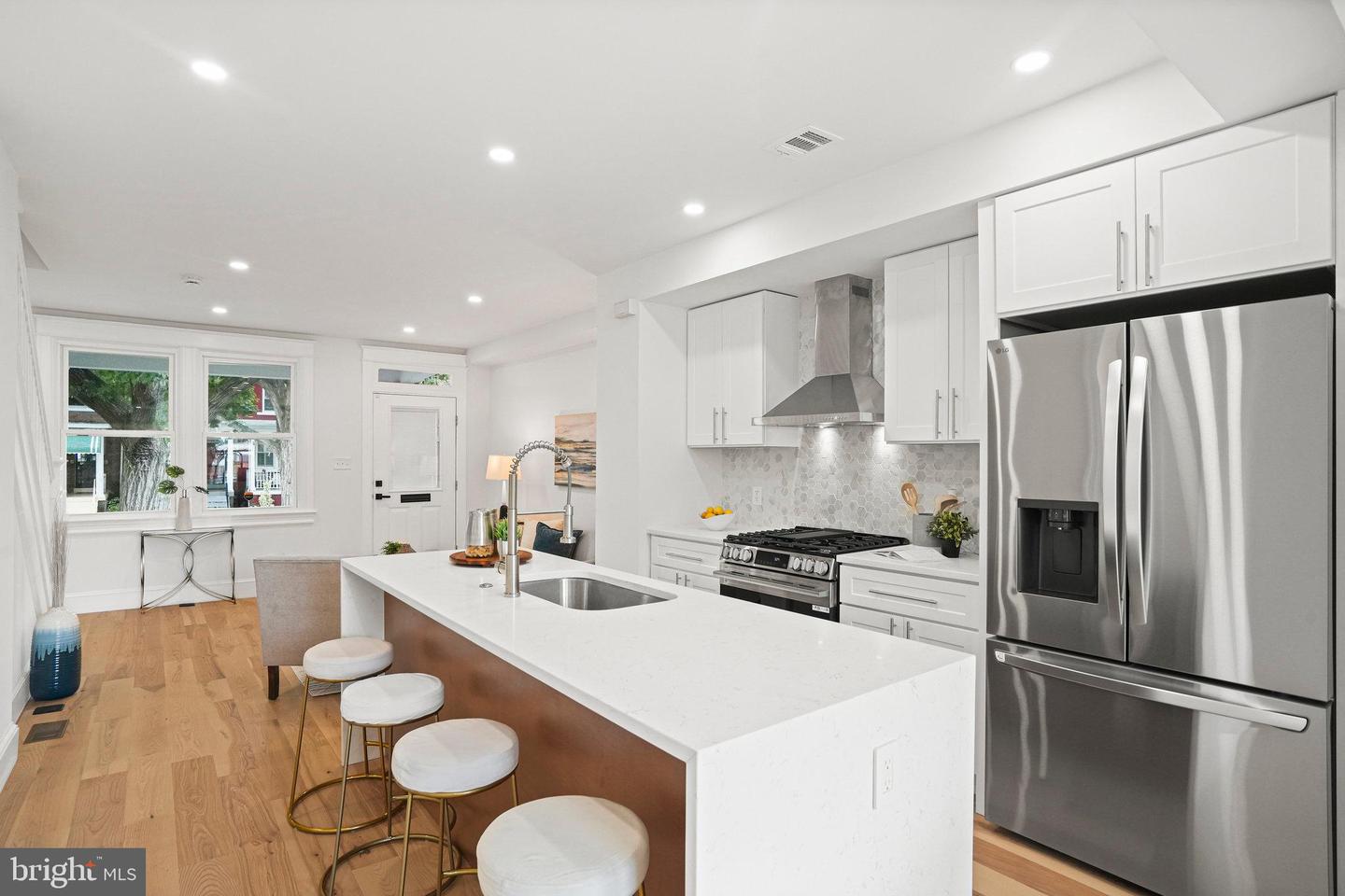 5220 5TH ST NW, WASHINGTON, District Of Columbia 20011, 3 Bedrooms Bedrooms, ,3 BathroomsBathrooms,Residential,For sale,5220 5TH ST NW,DCDC2216000 MLS # DCDC2216000