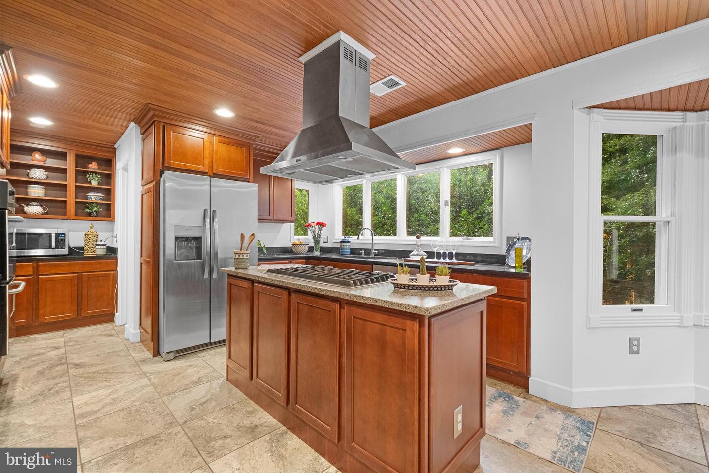 9462 WOODED GLEN AVE, BURKE, Virginia 22015, 5 Bedrooms Bedrooms, ,5 BathroomsBathrooms,Residential,For sale,9462 WOODED GLEN AVE,VAFX2262414 MLS # VAFX2262414