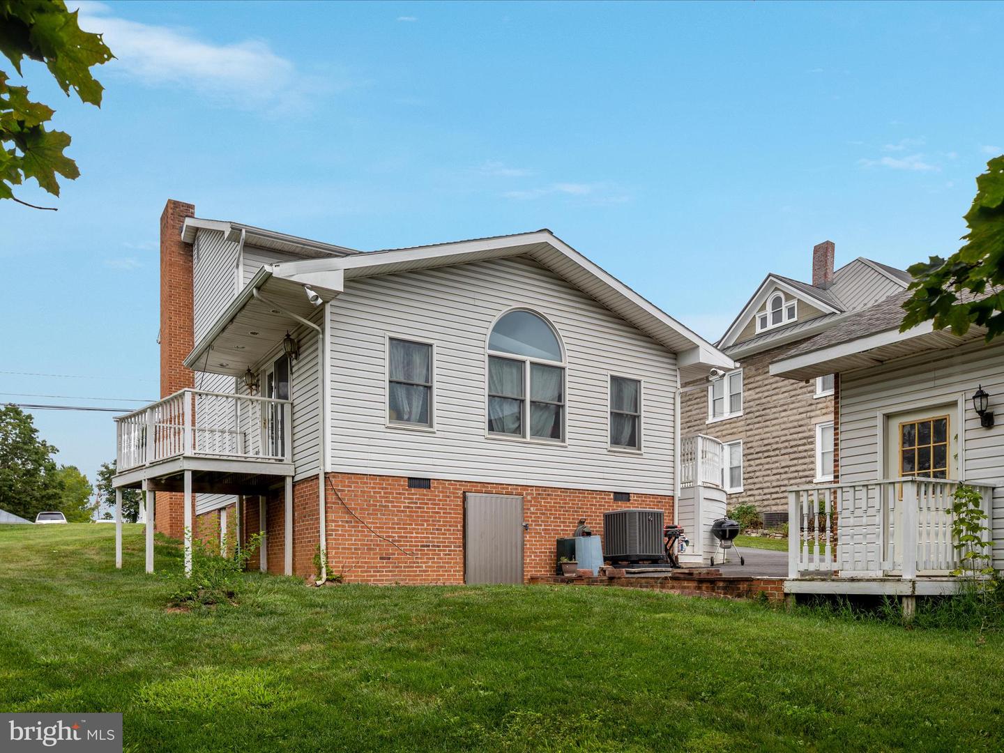 335 N MAIN STREET, TIMBERVILLE, Virginia 22853, 4 Bedrooms Bedrooms, ,1 BathroomBathrooms,Residential,For sale,335 N MAIN STREET,VARO2002510 MLS # VARO2002510