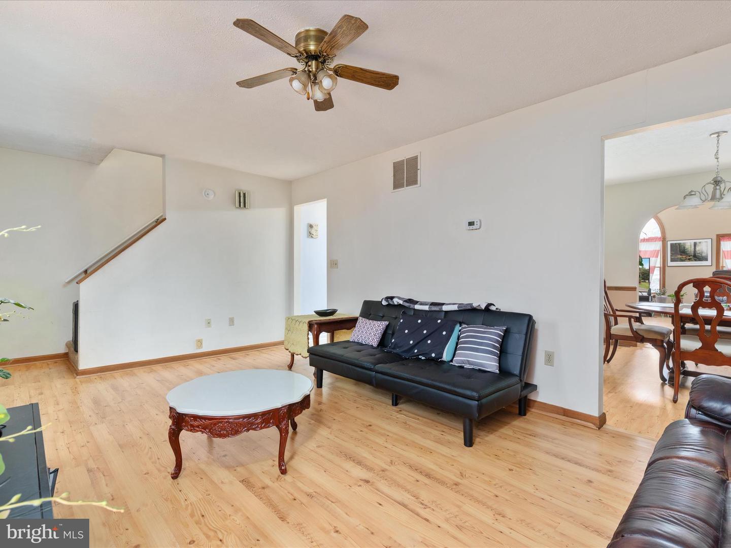 335 N MAIN STREET, TIMBERVILLE, Virginia 22853, 4 Bedrooms Bedrooms, ,1 BathroomBathrooms,Residential,For sale,335 N MAIN STREET,VARO2002510 MLS # VARO2002510