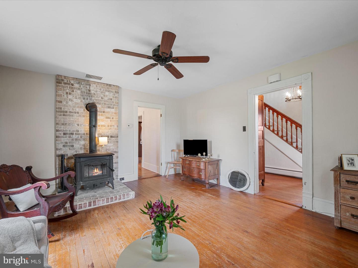 94 BETHEL CHURCH RD, EDINBURG, Virginia 22824, 3 Bedrooms Bedrooms, 9 Rooms Rooms,1 BathroomBathrooms,Residential,For sale,94 BETHEL CHURCH RD,VASH2012288 MLS # VASH2012288