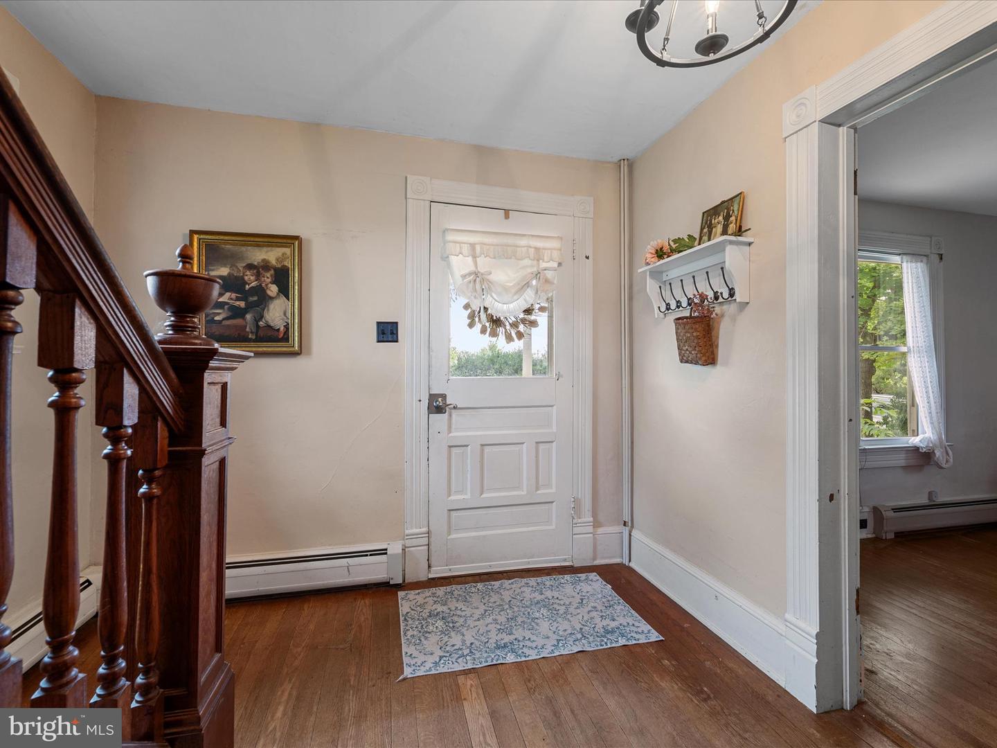 94 BETHEL CHURCH RD, EDINBURG, Virginia 22824, 3 Bedrooms Bedrooms, 9 Rooms Rooms,1 BathroomBathrooms,Residential,For sale,94 BETHEL CHURCH RD,VASH2012288 MLS # VASH2012288