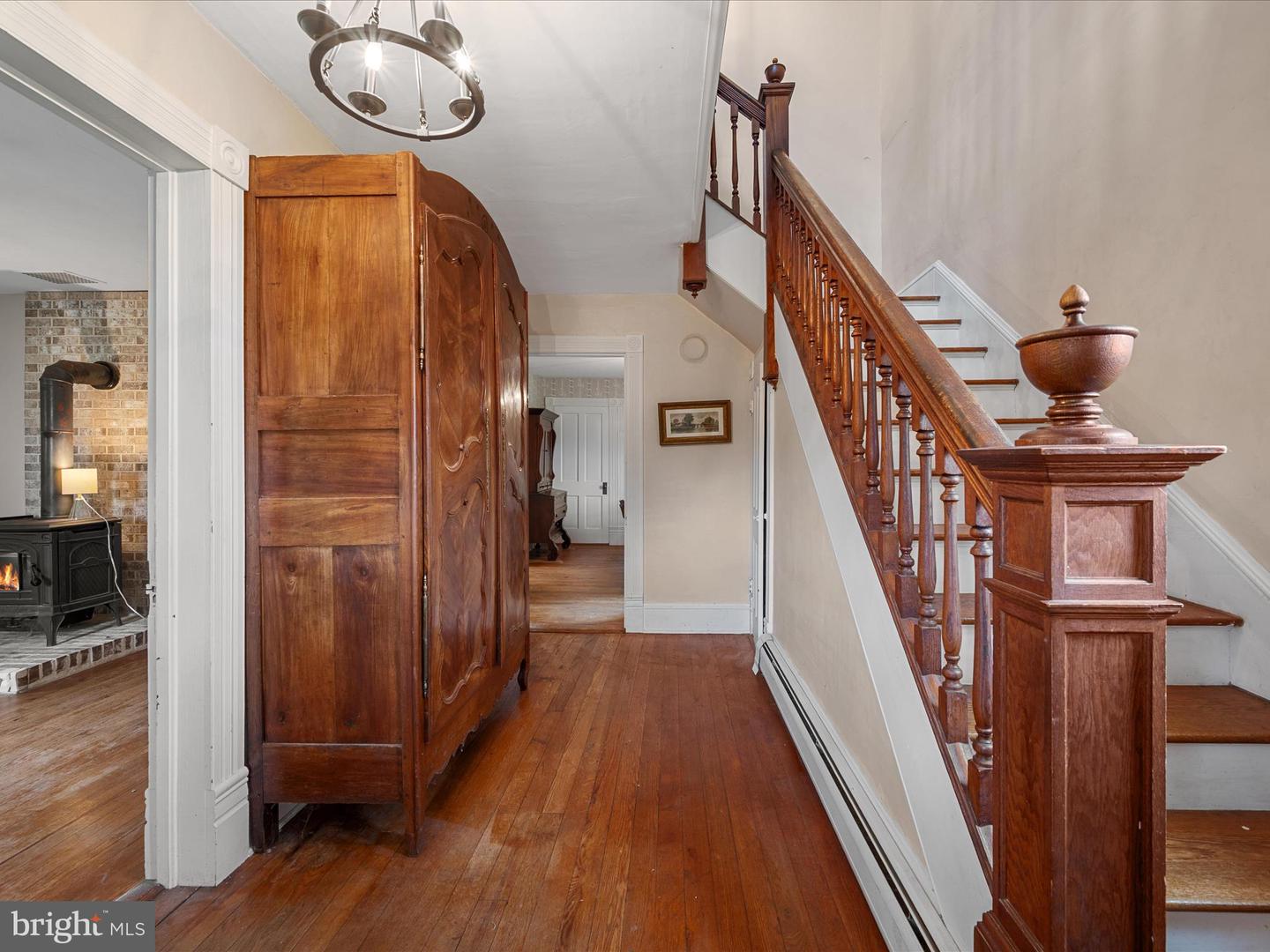 94 BETHEL CHURCH RD, EDINBURG, Virginia 22824, 3 Bedrooms Bedrooms, 9 Rooms Rooms,1 BathroomBathrooms,Residential,For sale,94 BETHEL CHURCH RD,VASH2012288 MLS # VASH2012288