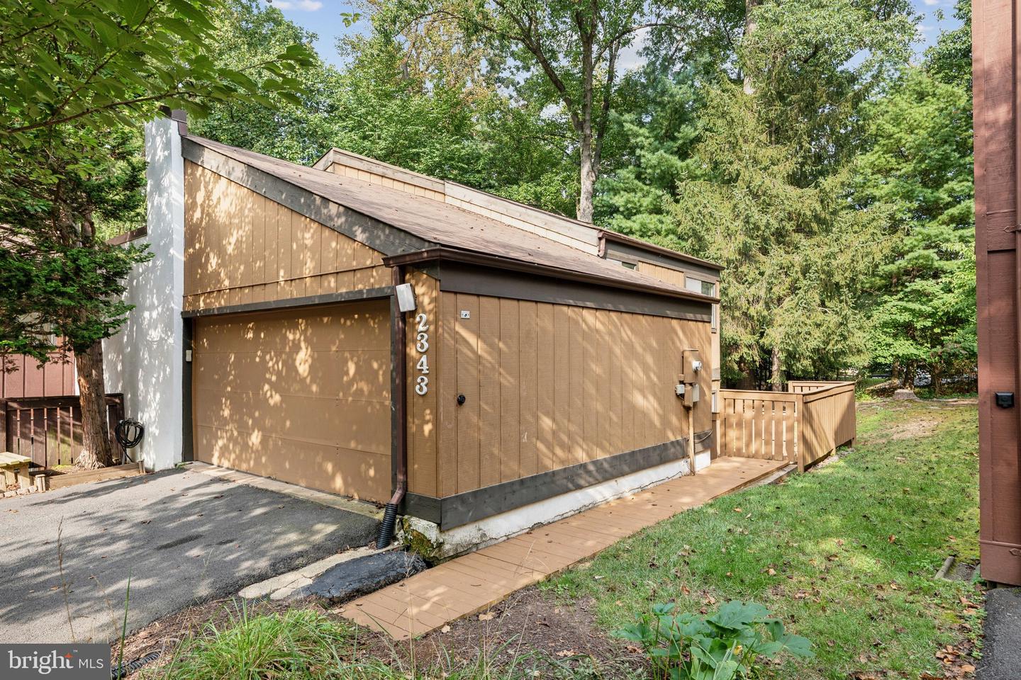 2343 GLADE BANK WAY, RESTON, Virginia 20191, 3 Bedrooms Bedrooms, ,2 BathroomsBathrooms,Residential,For sale,2343 GLADE BANK WAY,VAFX2262612 MLS # VAFX2262612