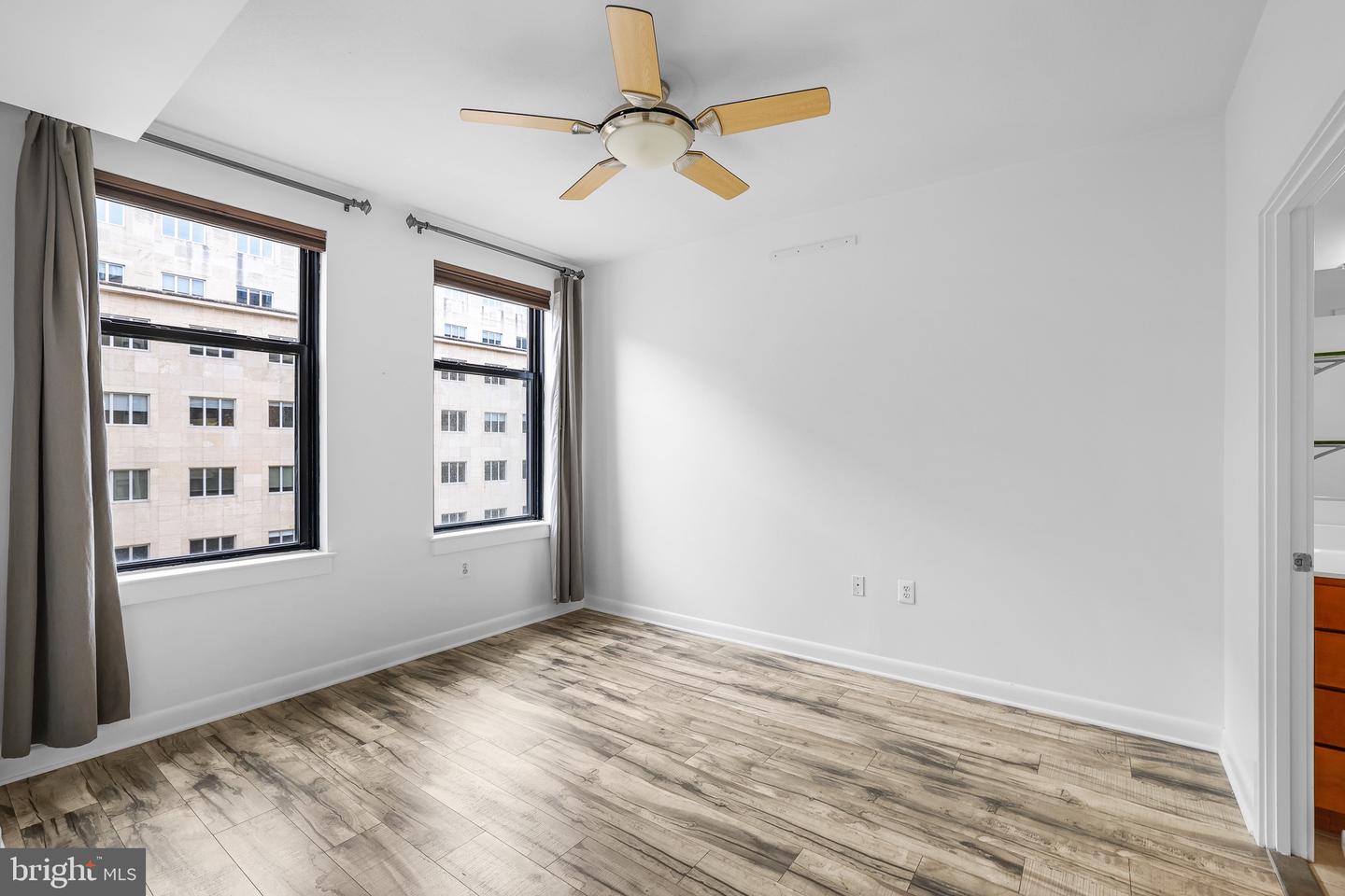 400 MASSACHUSETTS AVE NW #405, WASHINGTON, District Of Columbia 20001, 1 Bedroom Bedrooms, ,1 BathroomBathrooms,Residential,For sale,400 MASSACHUSETTS AVE NW #405,DCDC2216334 MLS # DCDC2216334
