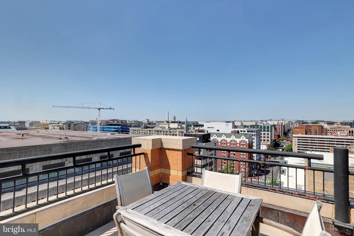 400 MASSACHUSETTS AVE NW #405, WASHINGTON, District Of Columbia 20001, 1 Bedroom Bedrooms, ,1 BathroomBathrooms,Residential,For sale,400 MASSACHUSETTS AVE NW #405,DCDC2216334 MLS # DCDC2216334
