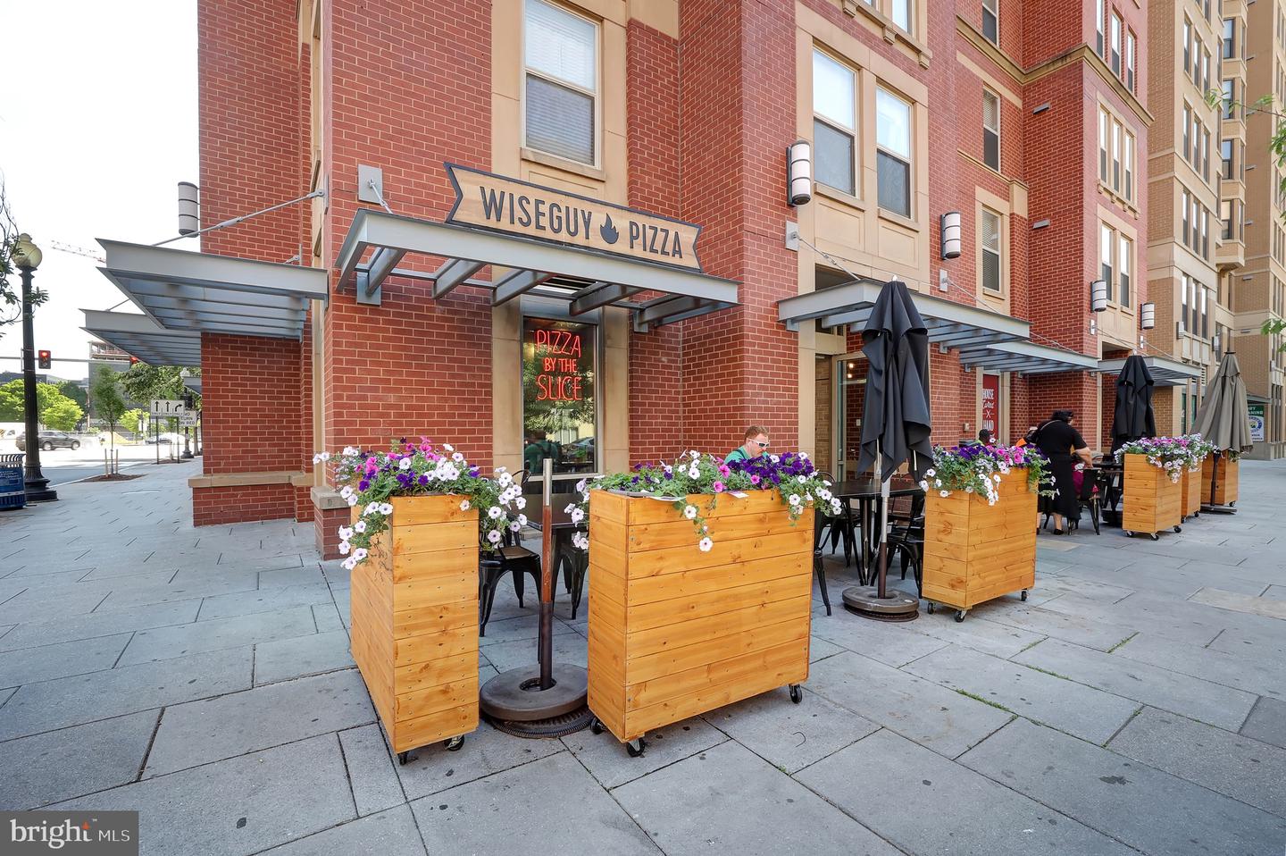 400 MASSACHUSETTS AVE NW #405, WASHINGTON, District Of Columbia 20001, 1 Bedroom Bedrooms, ,1 BathroomBathrooms,Residential,For sale,400 MASSACHUSETTS AVE NW #405,DCDC2216334 MLS # DCDC2216334