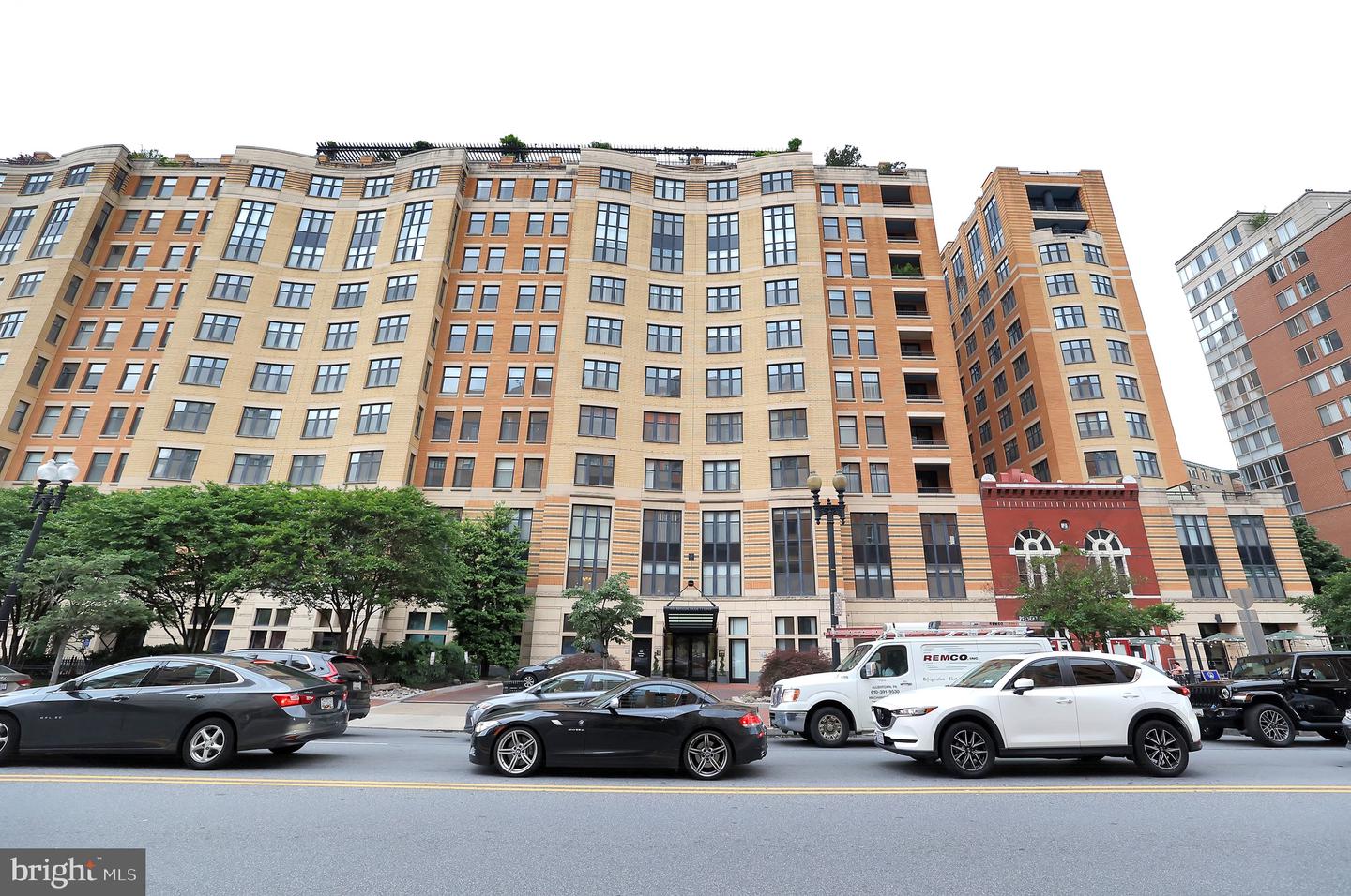 400 MASSACHUSETTS AVE NW #405, WASHINGTON, District Of Columbia 20001, 1 Bedroom Bedrooms, ,1 BathroomBathrooms,Residential,For sale,400 MASSACHUSETTS AVE NW #405,DCDC2216334 MLS # DCDC2216334