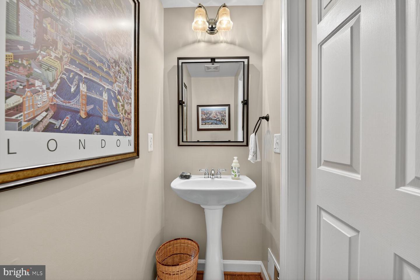 18334 BUCCANEER TER, LEESBURG, Virginia 20176, 4 Bedrooms Bedrooms, ,4 BathroomsBathrooms,Residential,For sale,18334 BUCCANEER TER,VALO2104972 MLS # VALO2104972