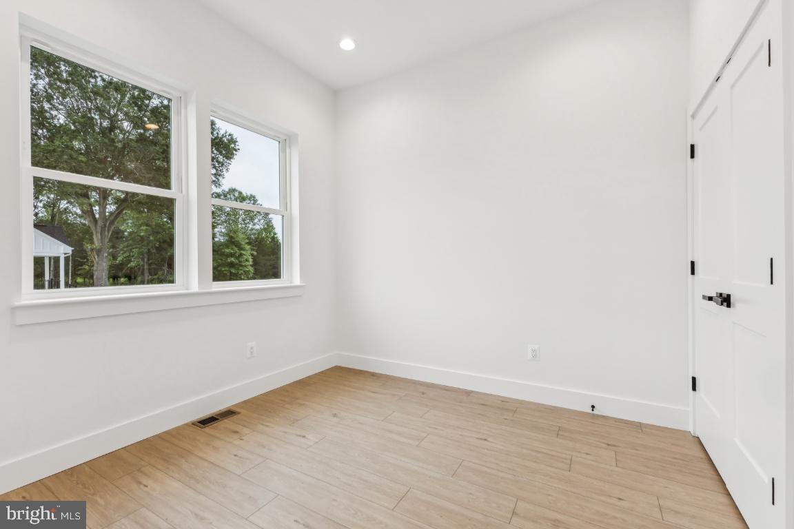 14073 BERRY HILL RD, ELKWOOD, Virginia 22718, 3 Bedrooms Bedrooms, 7 Rooms Rooms,3 BathroomsBathrooms,Residential,For sale,14073 BERRY HILL RD,VACU2011388 MLS # VACU2011388