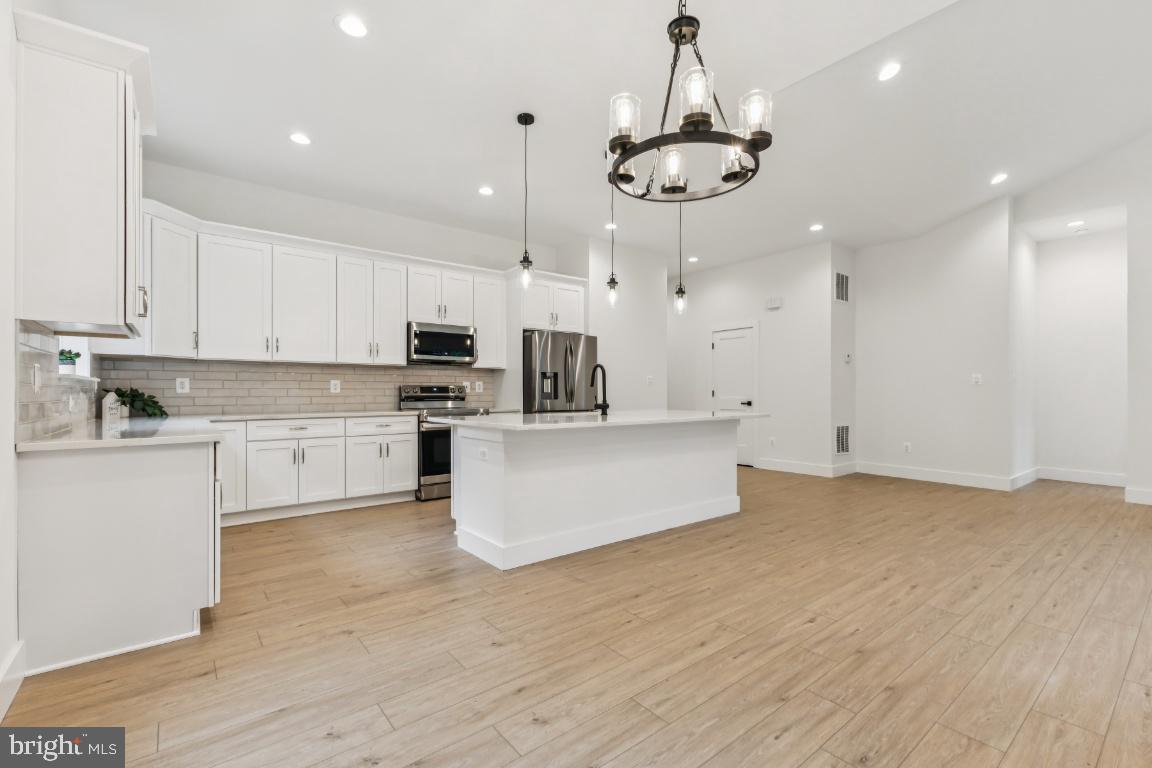 14073 BERRY HILL RD, ELKWOOD, Virginia 22718, 3 Bedrooms Bedrooms, 7 Rooms Rooms,3 BathroomsBathrooms,Residential,For sale,14073 BERRY HILL RD,VACU2011388 MLS # VACU2011388