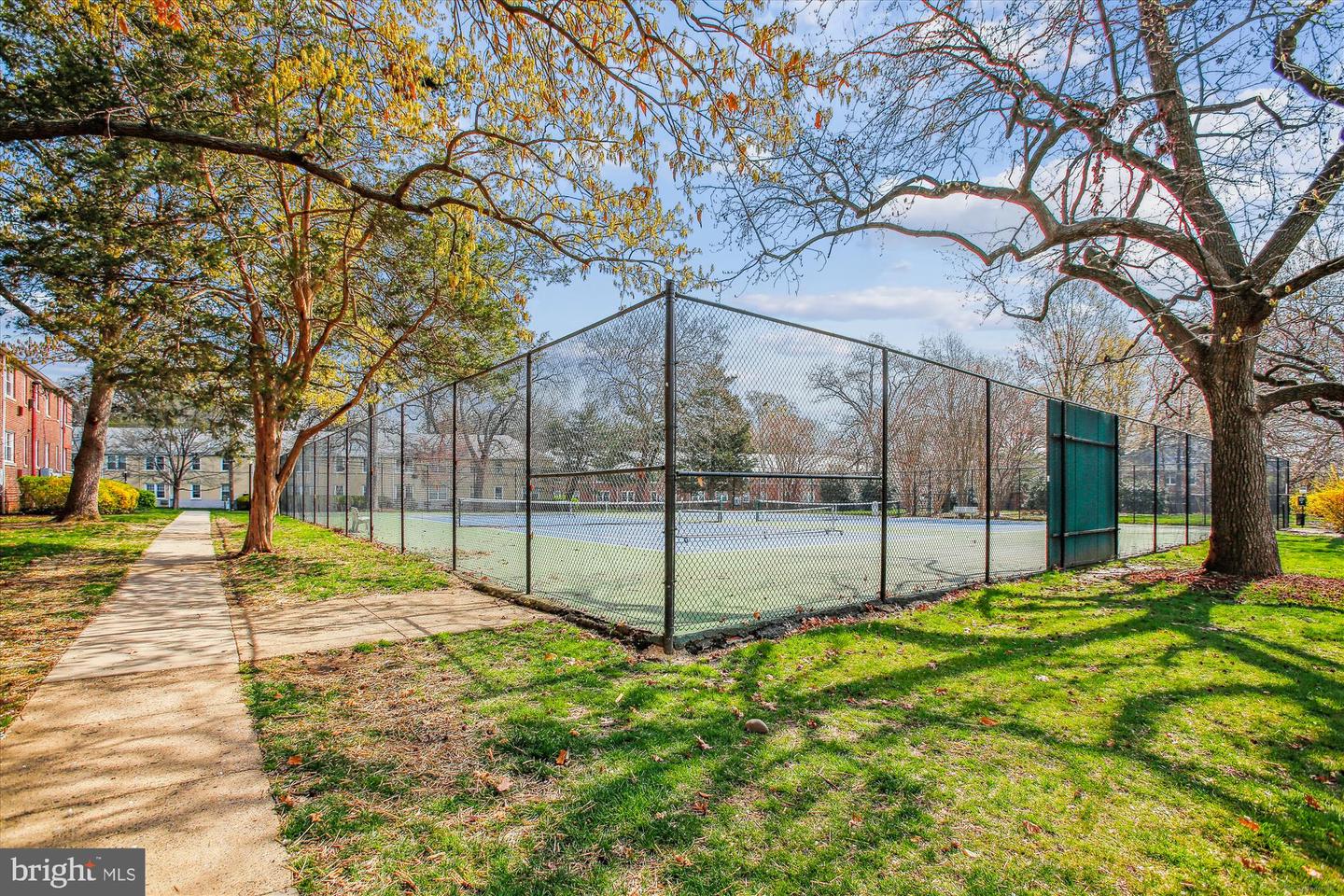 4378 N PERSHING DR #43781, ARLINGTON, Virginia 22203, 1 Bedroom Bedrooms, ,1 BathroomBathrooms,Residential,For sale,4378 N PERSHING DR #43781,VAAR2062564 MLS # VAAR2062564