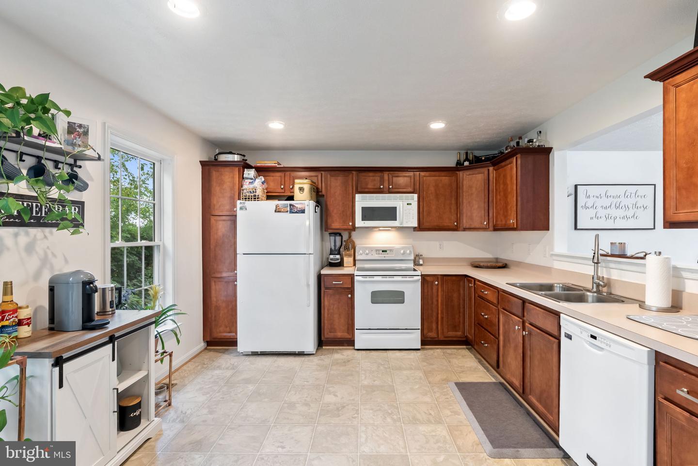 5088 COMER DR, STEPHENS CITY, Virginia 22655, 3 Bedrooms Bedrooms, ,2 BathroomsBathrooms,Residential,For sale,5088 COMER DR,VAFV2036334 MLS # VAFV2036334