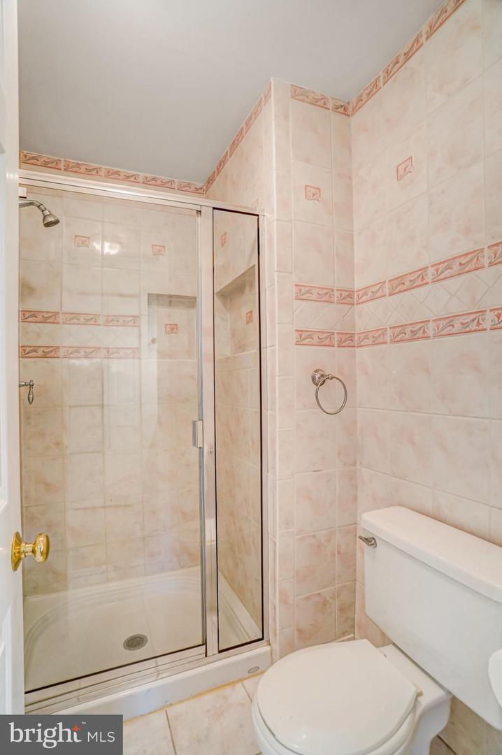 3968 WILCOXSON DR, FAIRFAX, Virginia 22031, 3 Bedrooms Bedrooms, ,2 BathroomsBathrooms,Residential,For sale,3968 WILCOXSON DR,VAFC2006852 MLS # VAFC2006852
