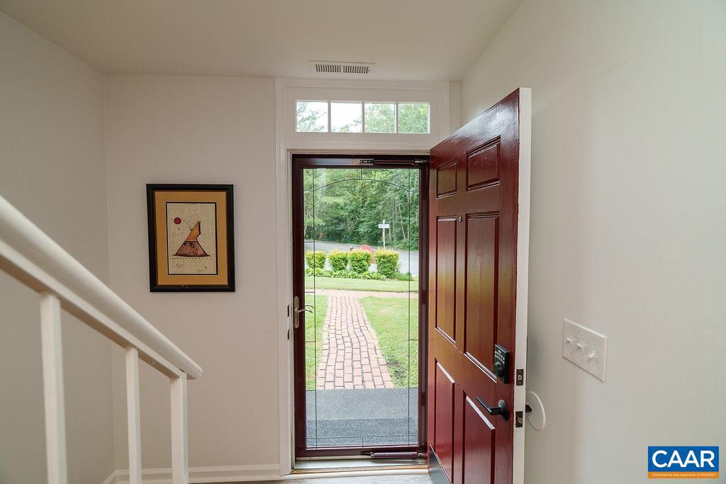 1 WOODLAKE DR, CHARLOTTESVILLE, Virginia 22901, 3 Bedrooms Bedrooms, ,1 BathroomBathrooms,Residential,For sale,1 WOODLAKE DR,668126 MLS # 668126