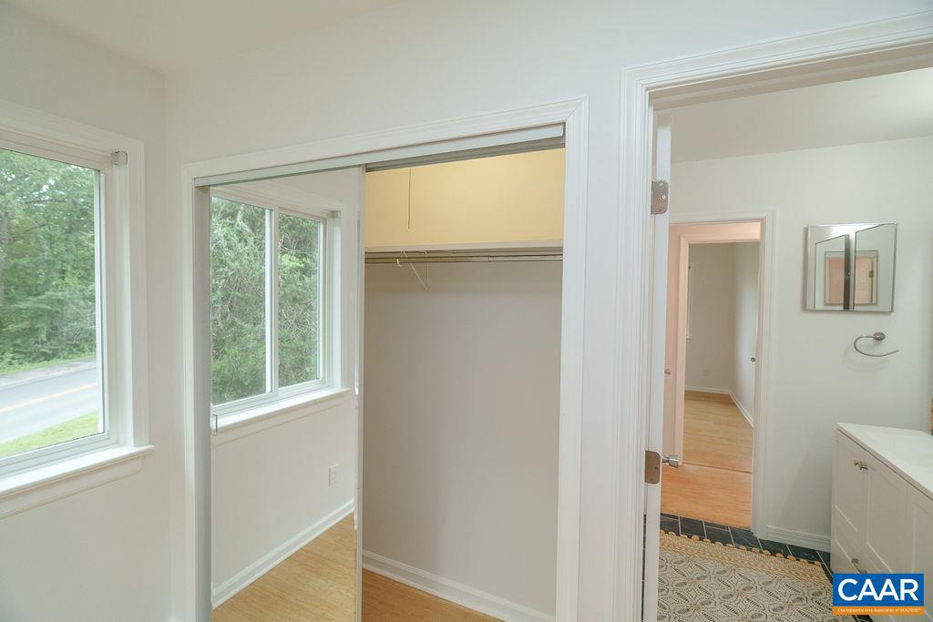 1 WOODLAKE DR, CHARLOTTESVILLE, Virginia 22901, 3 Bedrooms Bedrooms, ,1 BathroomBathrooms,Residential,For sale,1 WOODLAKE DR,668126 MLS # 668126