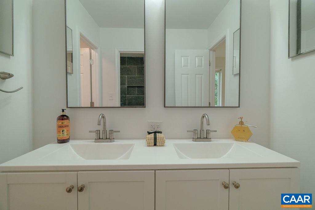 1 WOODLAKE DR, CHARLOTTESVILLE, Virginia 22901, 3 Bedrooms Bedrooms, ,1 BathroomBathrooms,Residential,For sale,1 WOODLAKE DR,668126 MLS # 668126