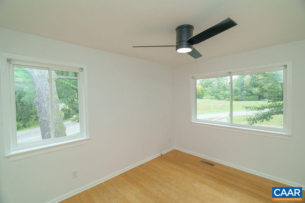1 WOODLAKE DR, CHARLOTTESVILLE, Virginia 22901, 3 Bedrooms Bedrooms, ,1 BathroomBathrooms,Residential,For sale,1 WOODLAKE DR,668126 MLS # 668126