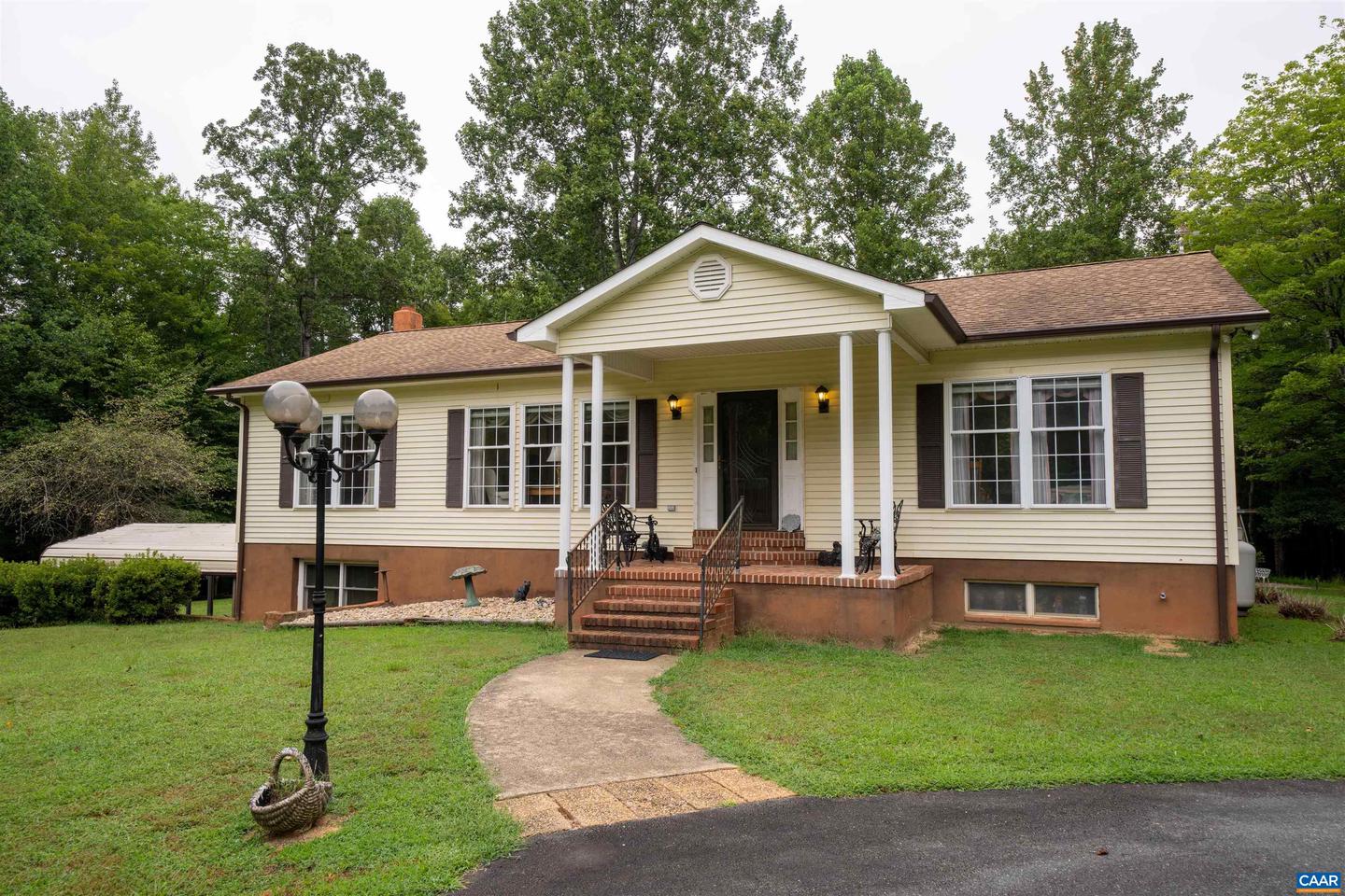 842 POINDEXTER RD, LOUISA, Virginia 23093, 3 Bedrooms Bedrooms, ,3 BathroomsBathrooms,Residential,For sale,842 POINDEXTER RD,668138 MLS # 668138