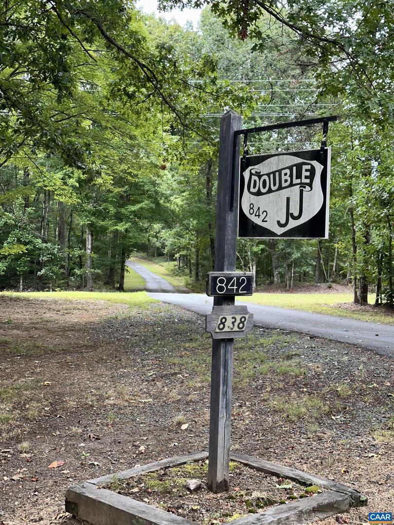 842 POINDEXTER RD, LOUISA, Virginia 23093, 3 Bedrooms Bedrooms, ,3 BathroomsBathrooms,Residential,For sale,842 POINDEXTER RD,668138 MLS # 668138