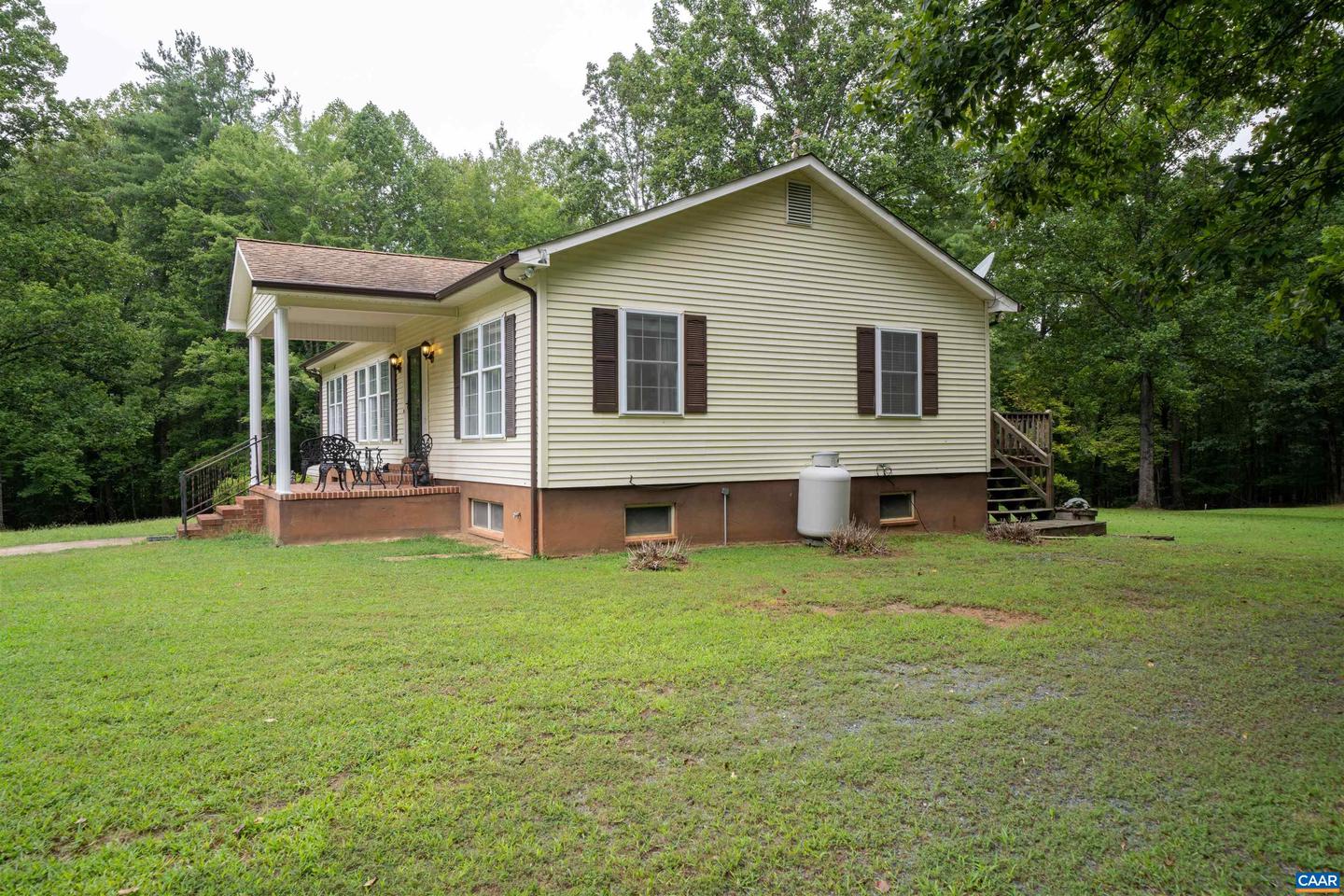 842 POINDEXTER RD, LOUISA, Virginia 23093, 3 Bedrooms Bedrooms, ,3 BathroomsBathrooms,Residential,For sale,842 POINDEXTER RD,668138 MLS # 668138