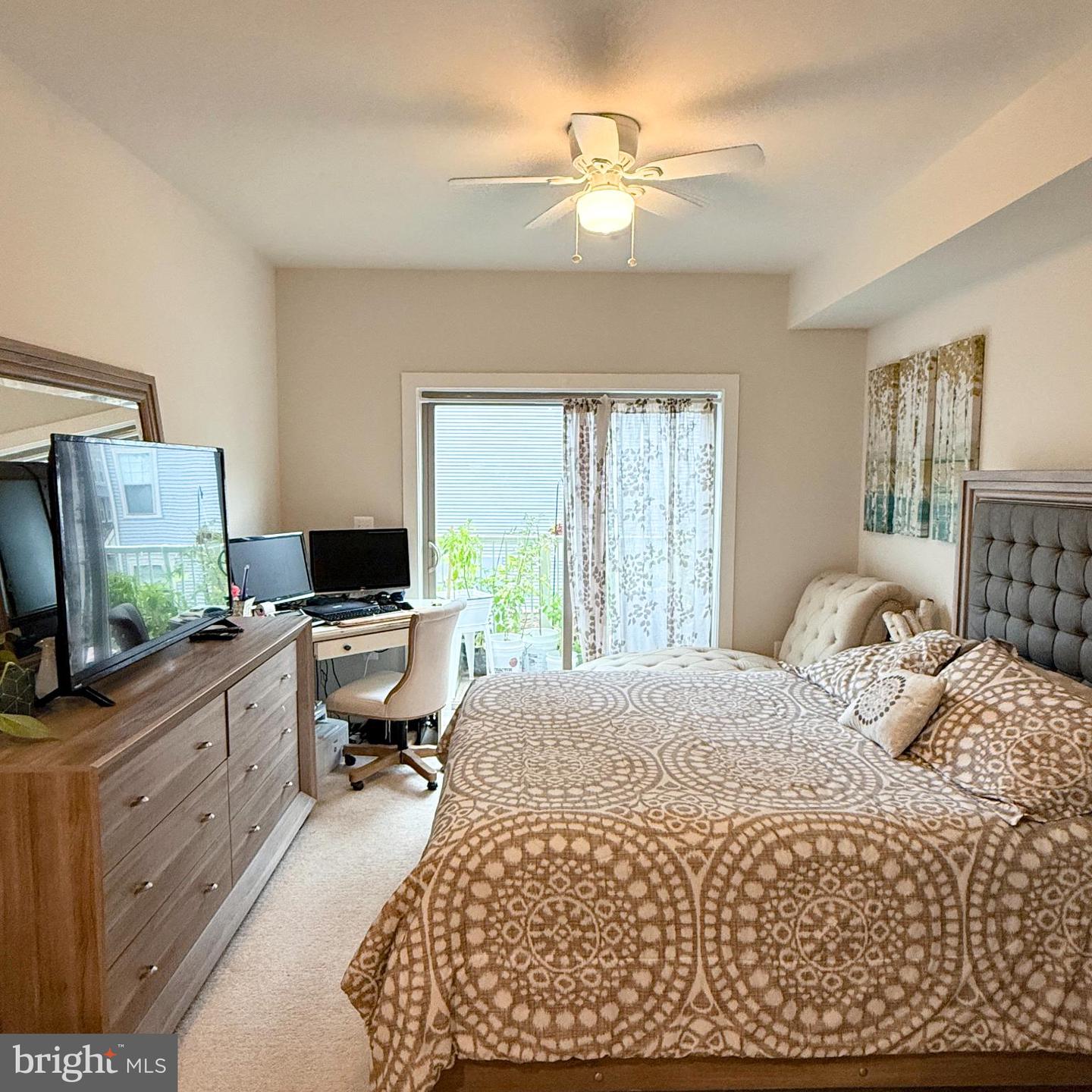 516 TASSITA LN, MANASSAS PARK, Virginia 20111, 2 Bedrooms Bedrooms, 5 Rooms Rooms,2 BathroomsBathrooms,Residential,For sale,516 TASSITA LN,VAMP2003258 MLS # VAMP2003258