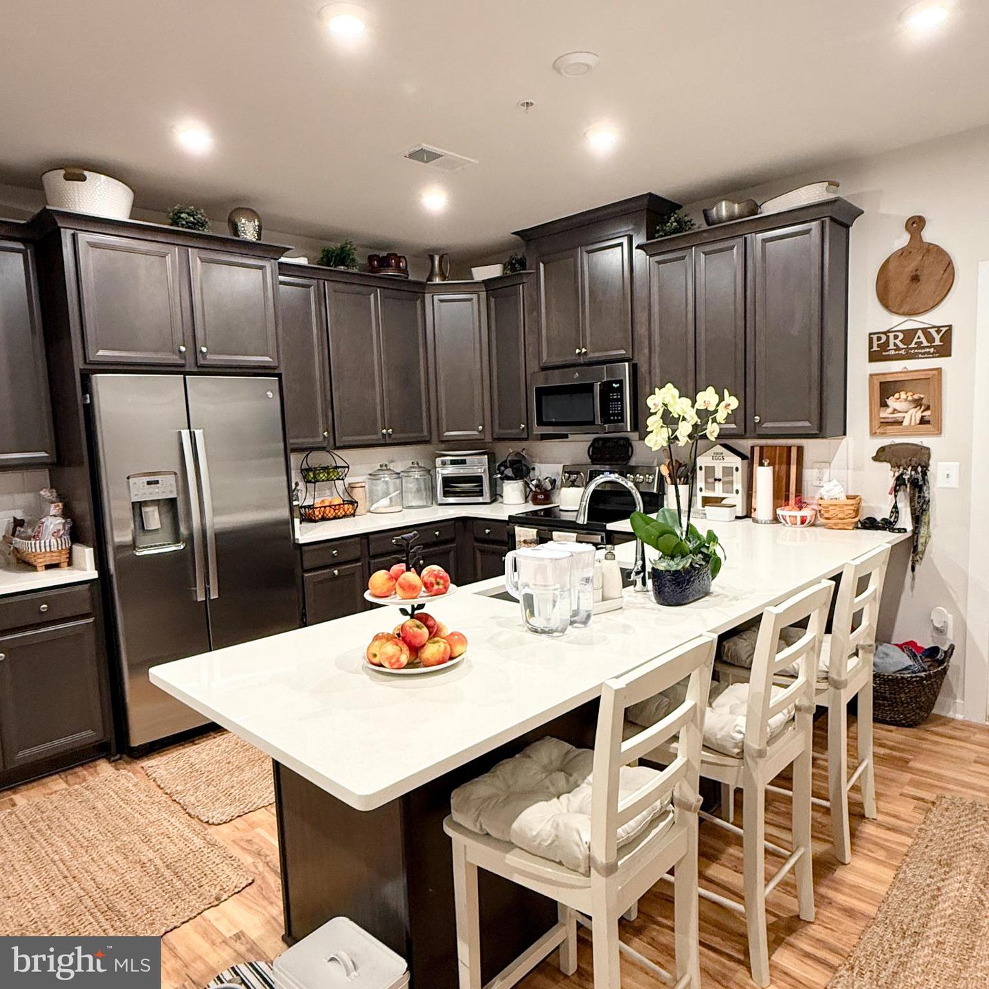 516 TASSITA LN, MANASSAS PARK, Virginia 20111, 2 Bedrooms Bedrooms, 5 Rooms Rooms,2 BathroomsBathrooms,Residential,For sale,516 TASSITA LN,VAMP2003258 MLS # VAMP2003258
