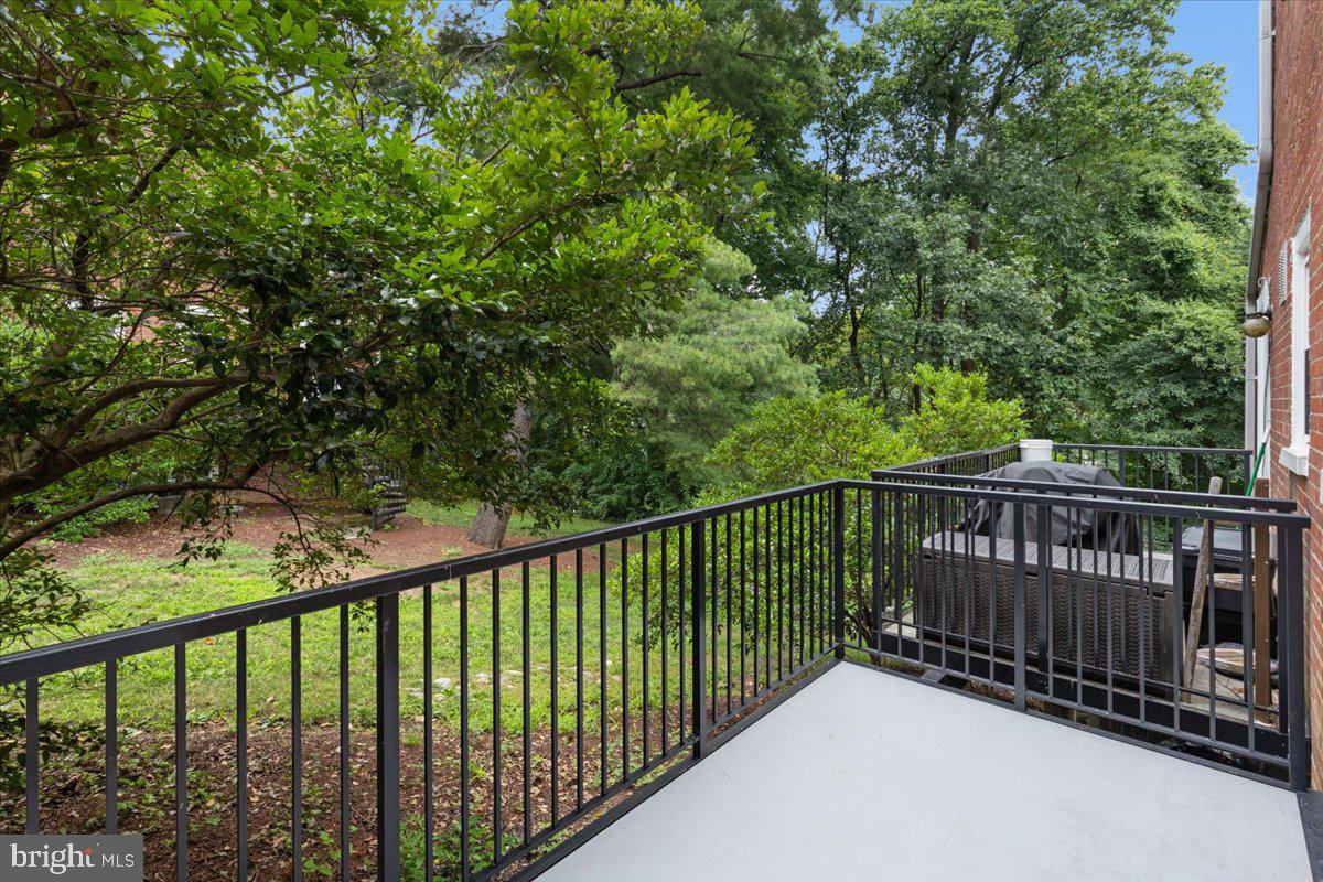 4825 27TH RD S, ARLINGTON, Virginia 22206, 2 Bedrooms Bedrooms, ,2 BathroomsBathrooms,Residential,For sale,4825 27TH RD S,VAAR2062628 MLS # VAAR2062628