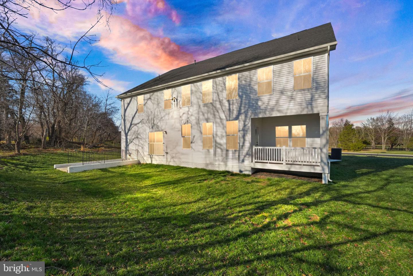 6748 HIGHLANDER CT, WARRENTON, Virginia 20187, 6 Bedrooms Bedrooms, ,4 BathroomsBathrooms,Residential,For sale,6748 HIGHLANDER CT,VAFQ2018006 MLS # VAFQ2018006