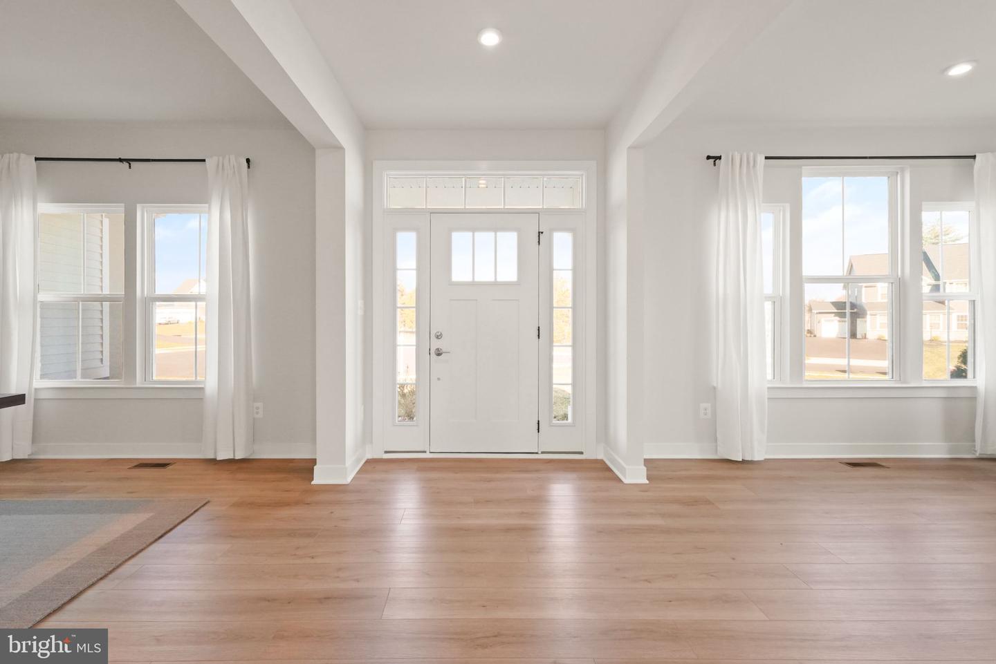 6748 HIGHLANDER CT, WARRENTON, Virginia 20187, 6 Bedrooms Bedrooms, ,4 BathroomsBathrooms,Residential,For sale,6748 HIGHLANDER CT,VAFQ2018006 MLS # VAFQ2018006