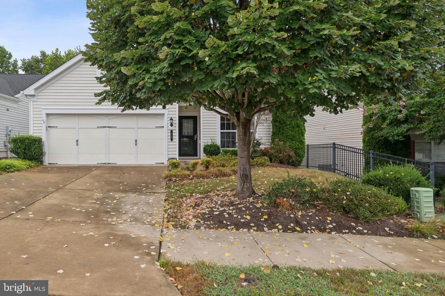 29 LUDINGTON LN, FREDERICKSBURG, Virginia 22406, 2 Bedrooms Bedrooms, 10 Rooms Rooms,2 BathroomsBathrooms,Residential,For sale,29 LUDINGTON LN,VAST2042058 MLS # VAST2042058