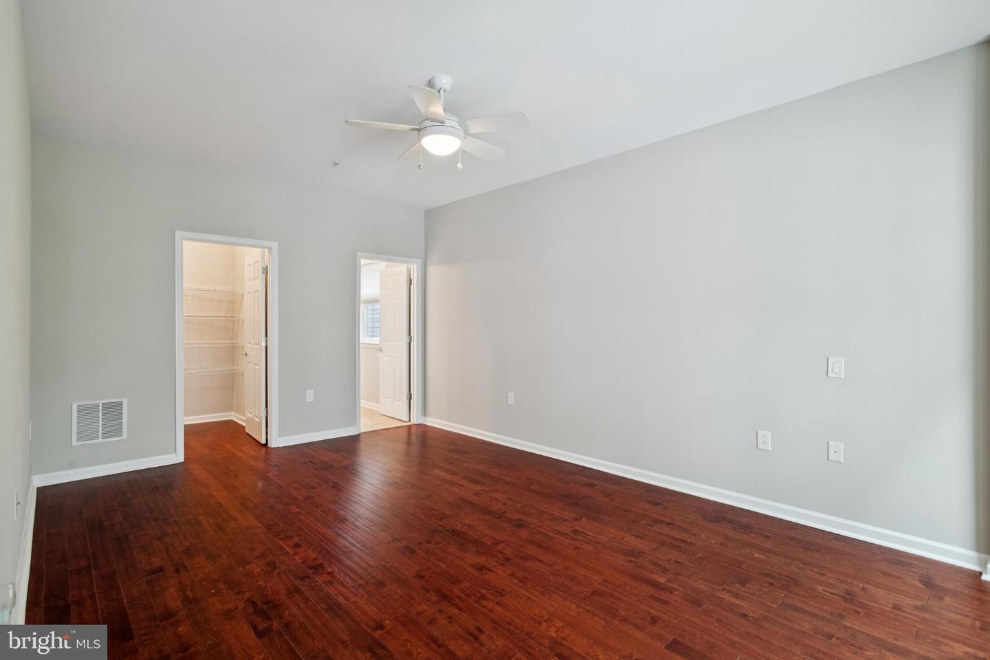 29 LUDINGTON LN, FREDERICKSBURG, Virginia 22406, 2 Bedrooms Bedrooms, 10 Rooms Rooms,2 BathroomsBathrooms,Residential,For sale,29 LUDINGTON LN,VAST2042058 MLS # VAST2042058
